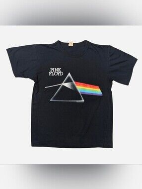 Vintage 1987 Pink Floyd tour shirt. Pink Floyd The Dark Side of the Moon Size M